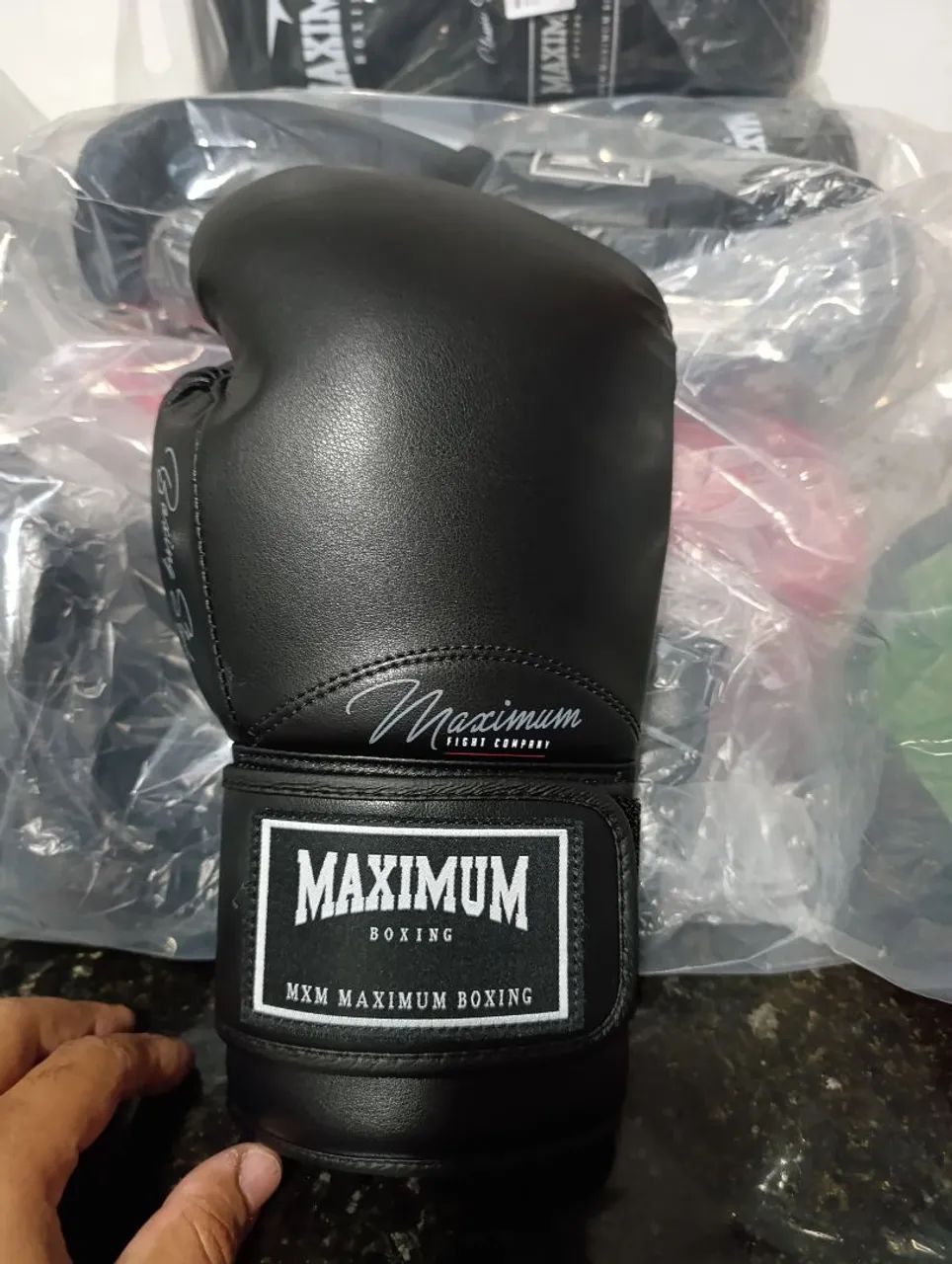 Luva de Boxe e Muay Thai Maximum 14 OZ  - Foto 3