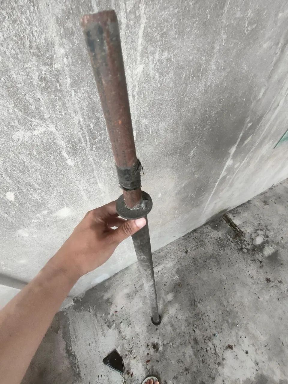 Anilhas de 15k e barra maciça de 120cm - Foto 3