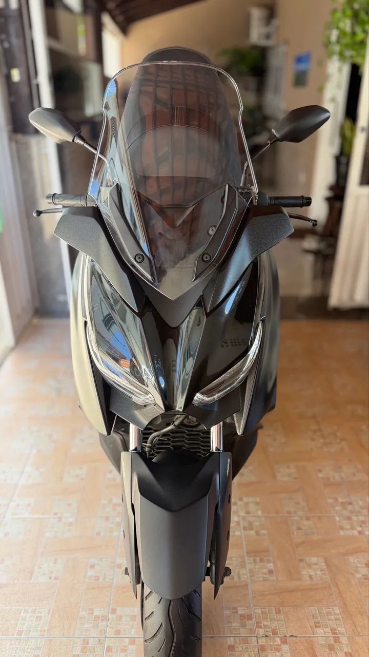 XMAX - Foto 2