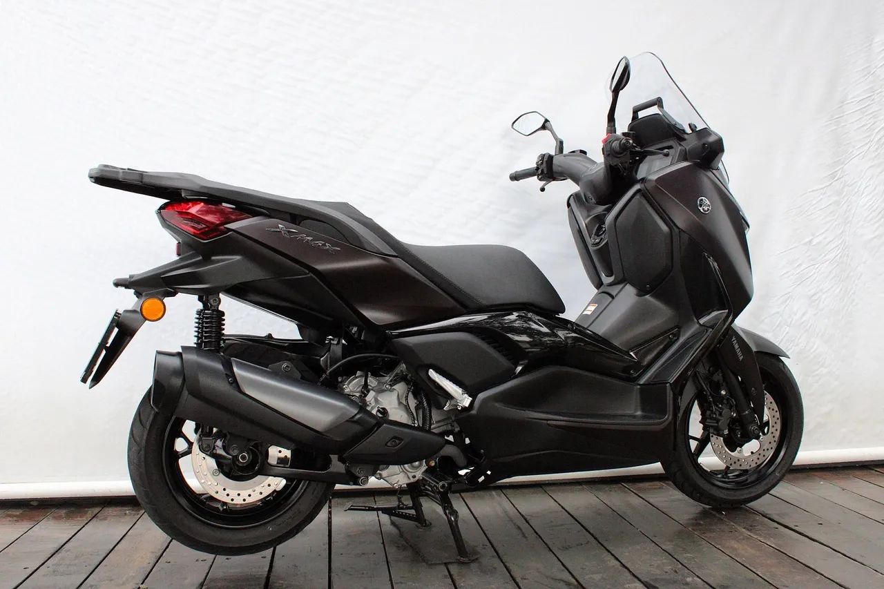 YAMAHA XMAX 300 CONNECTED ABS - Foto 5