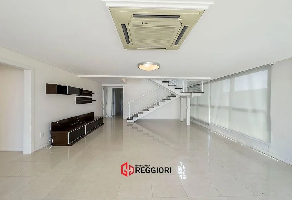COBERTURA DUPLEX QUADRA MAR 4 SUÍTES CENTRO BC
