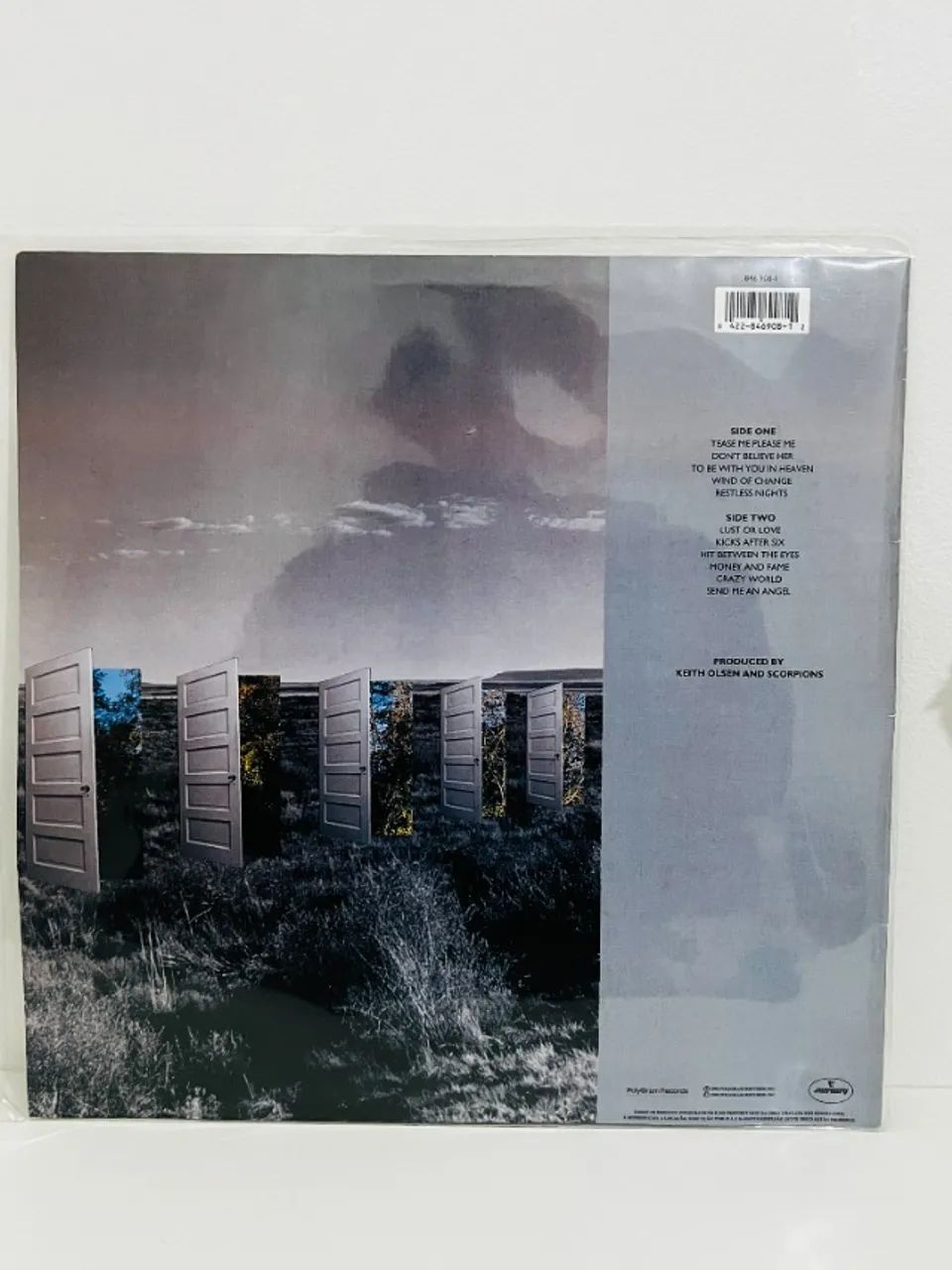 Lp Vinil - Scorpions - Crazy World - Foto 2