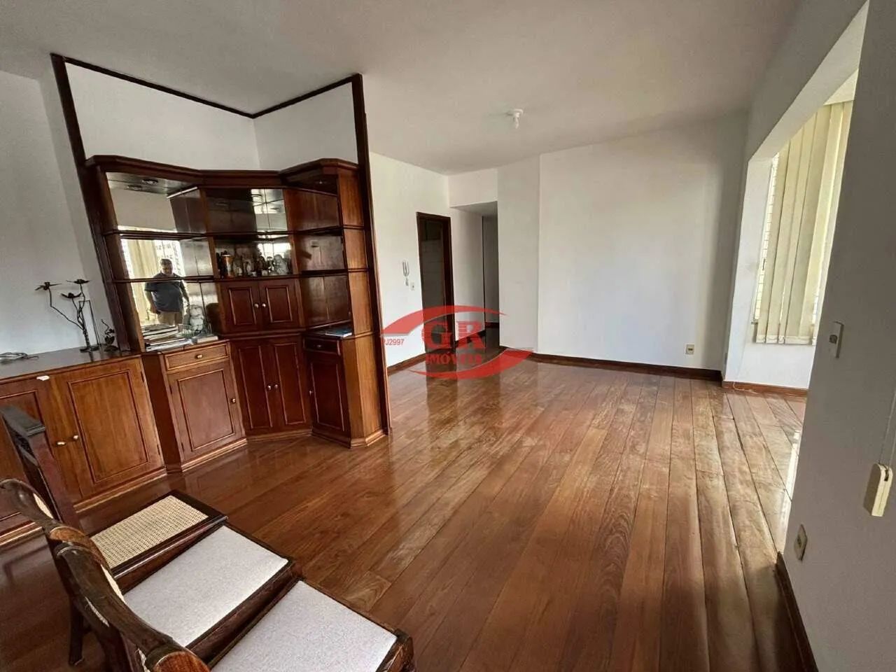 Apartamento 3 quartos com suíte, varanda e lazer completo na Savassi - Foto 4