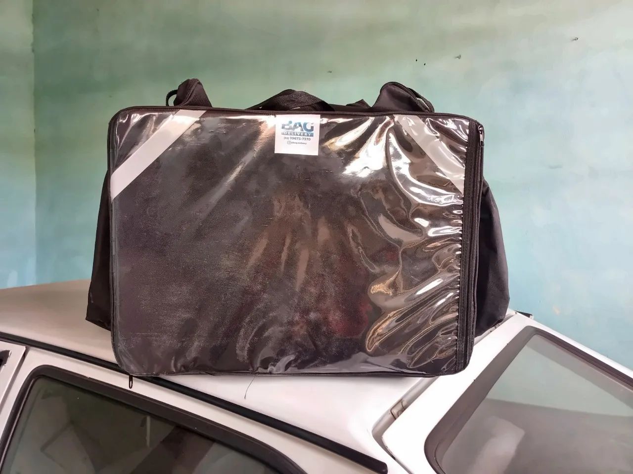 BAG USADA APENAS 1 VEZ , SEM MARCA DE USO.