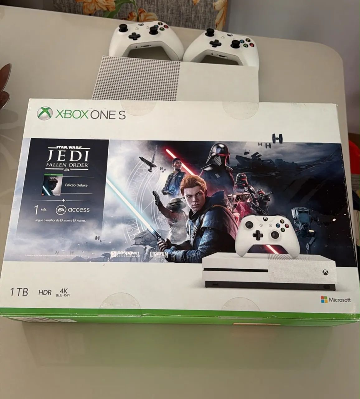 Xbox one com dois controles  - Foto 4