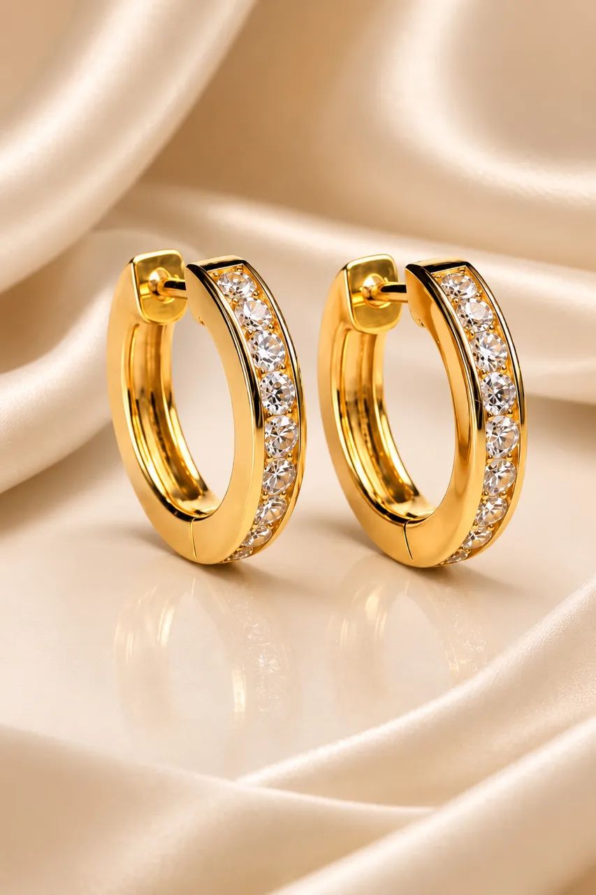 Par de Brincos Argolas Eternity em Ouro 18k 750