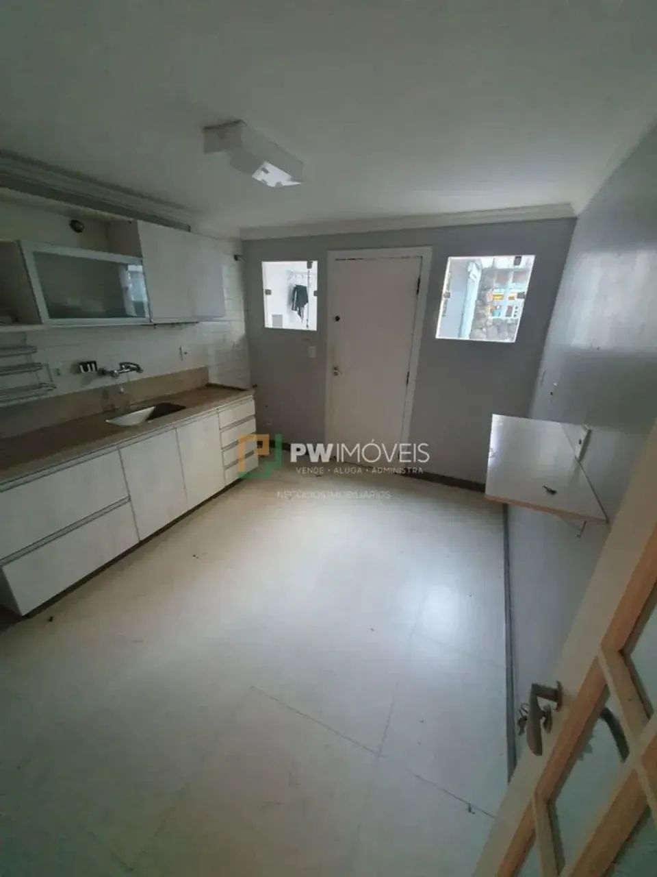 Imóvel para venda possui 126 m2 com 3 quartos em Centro - Macaé - RJ - Foto 2