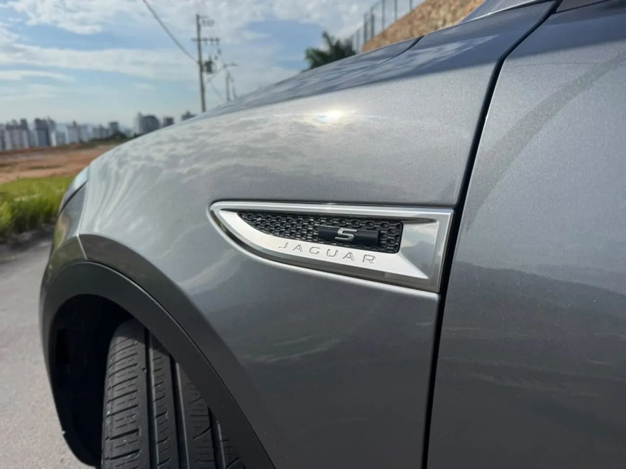 Jaguar E-Pace 2.0 AWD 249cv Aut. 2019 - Foto 5