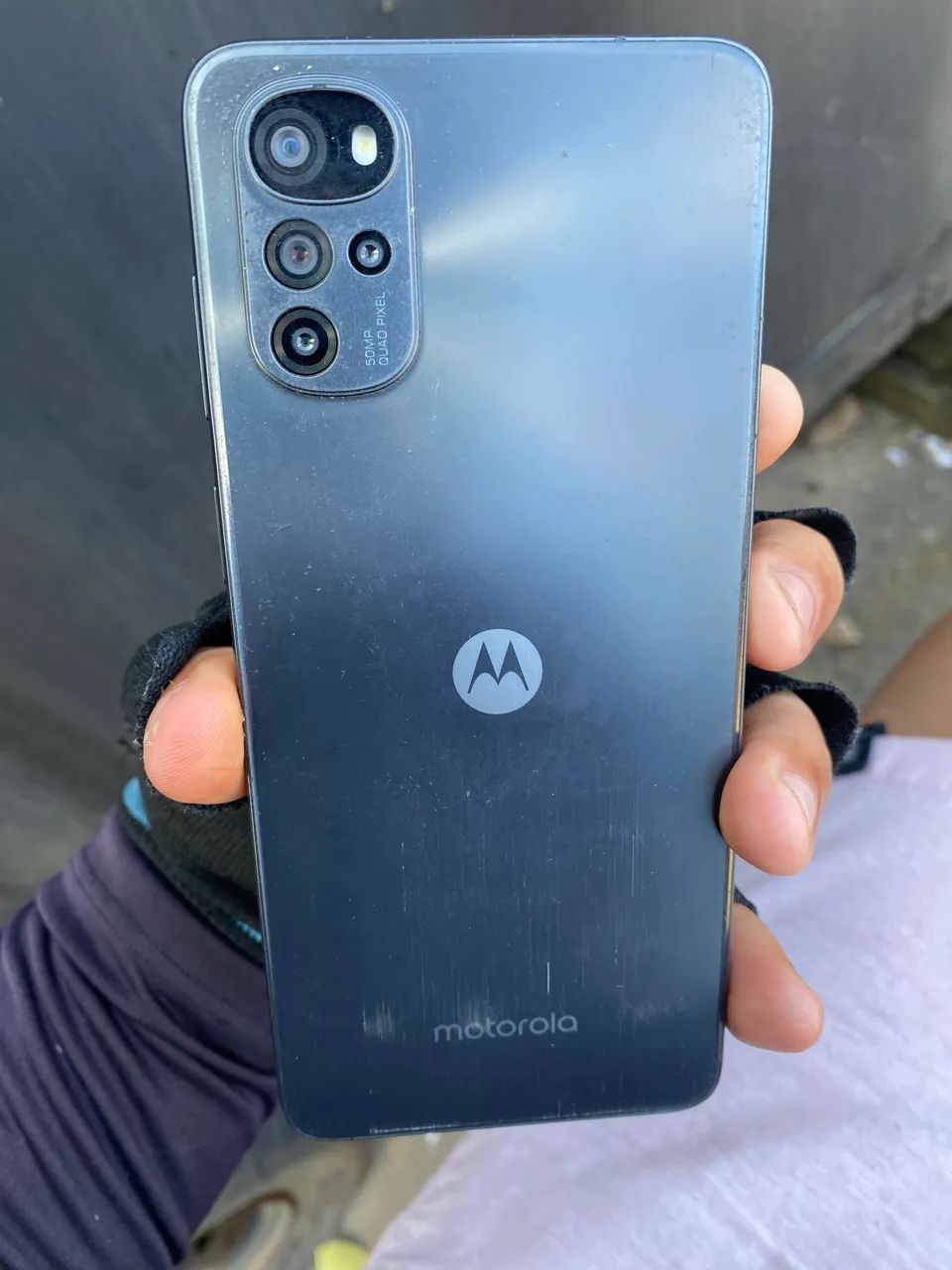 MotoG22  