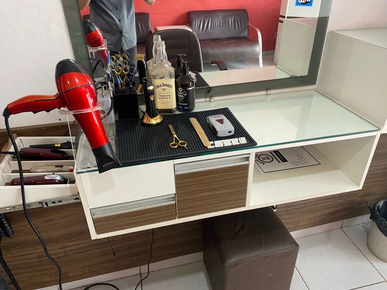 Bancada para barbearia 