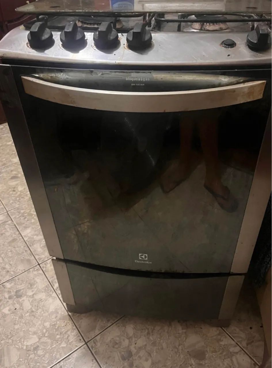 FOGÃO ACENDIMENTO AUTOMÁTICO - Com os bicos entupidos