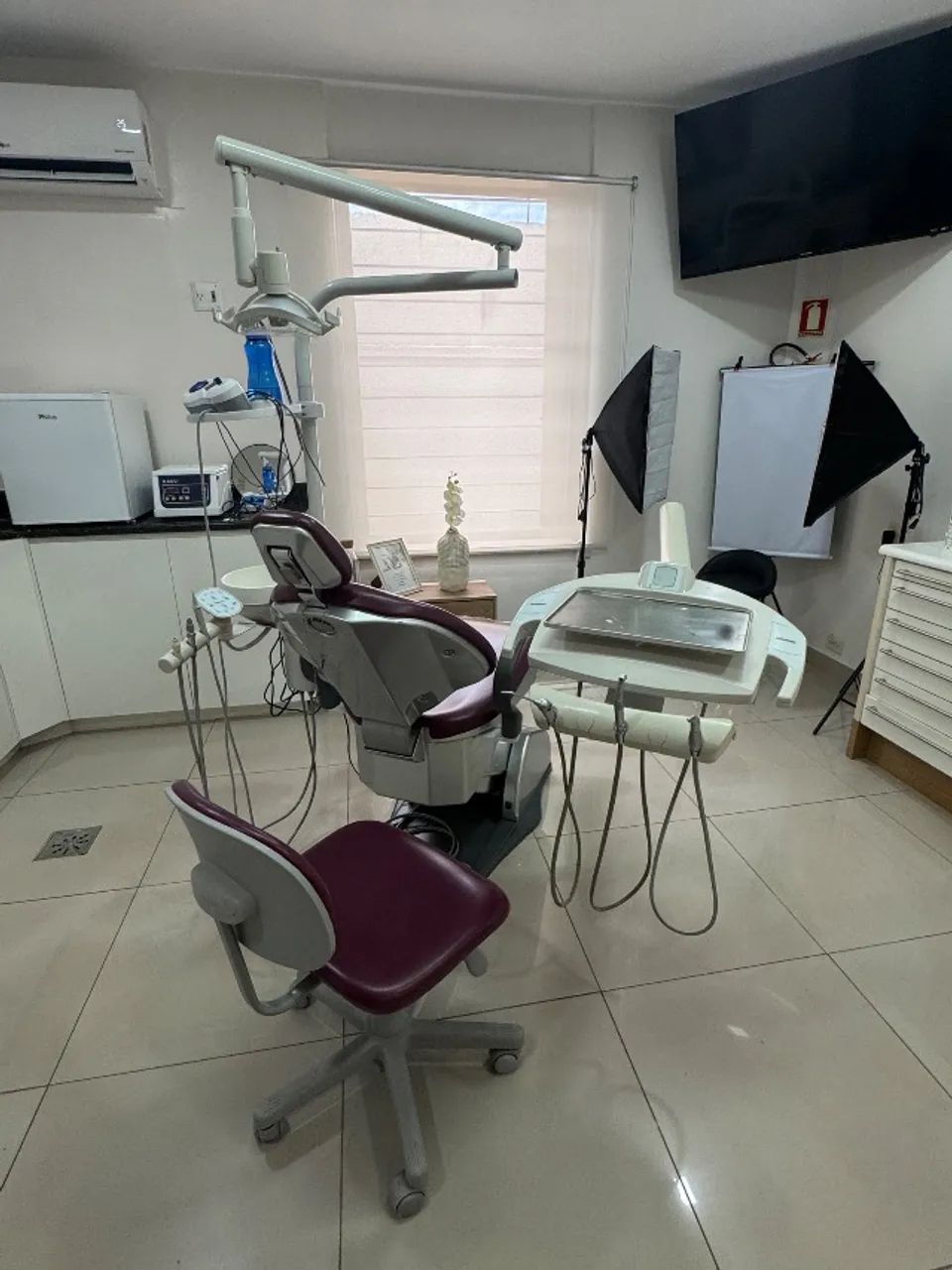 EQUIPO E MOVEIS DE CONSULTÓRIO  - Foto 4