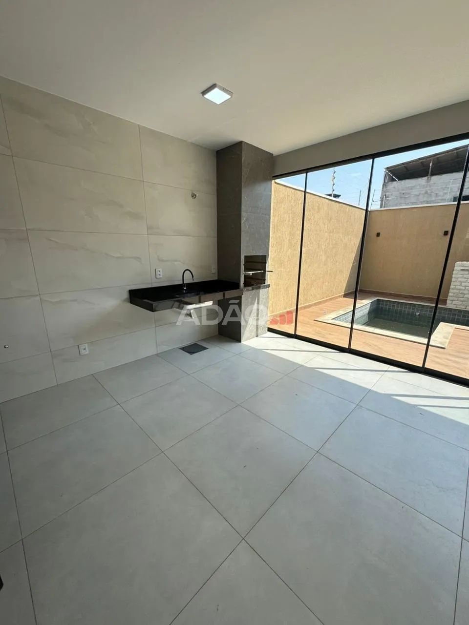 Casa Terrea com Piscina Senador Canedo - Foto 3