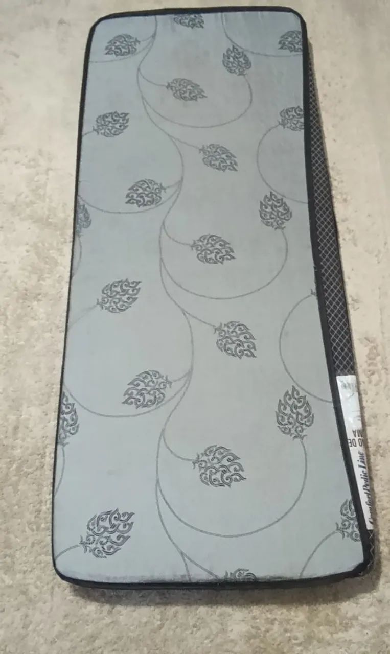 Colchão de solteiro 1,88x0,78x0,12 
