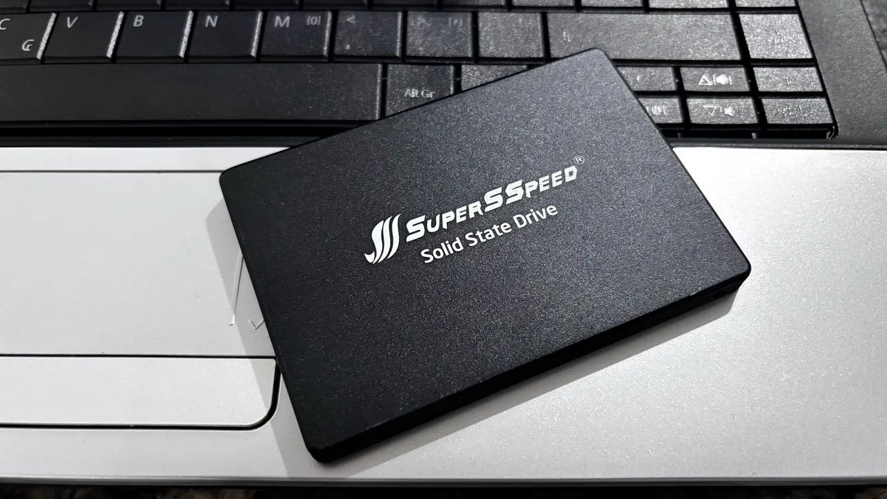 Ssd 240 gb Super S Speed de 240gb com windows 10 e Office