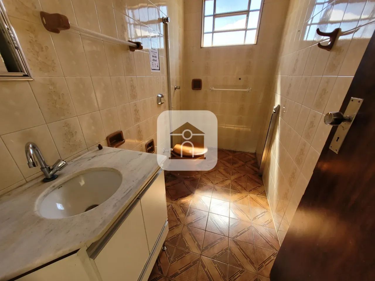 Casa comercial para locação bairro Santa Mônica - Foto 4