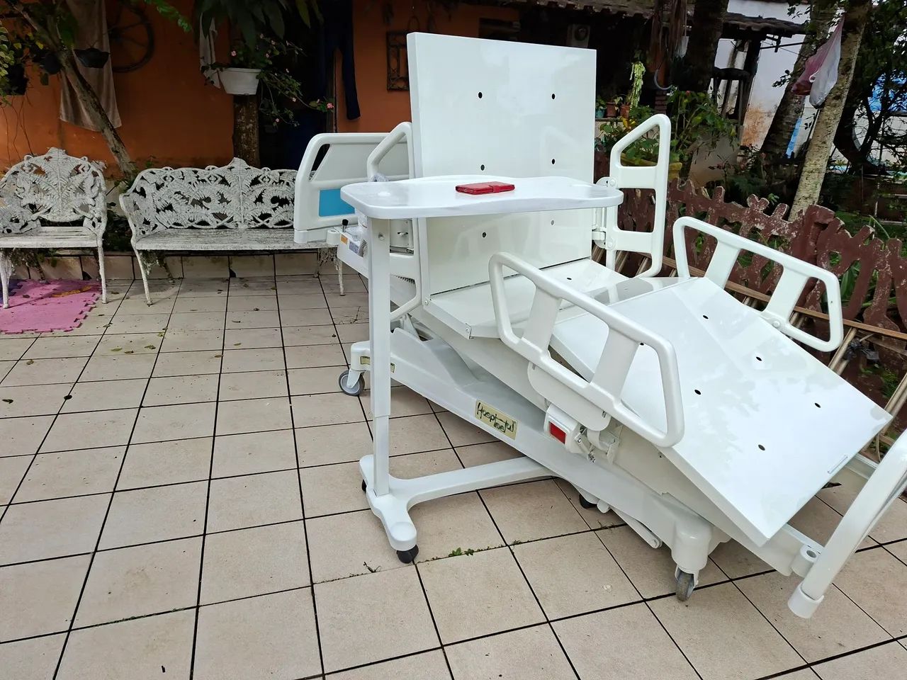 Cama hospitalar elétrica poltrona proclive. - Foto 2