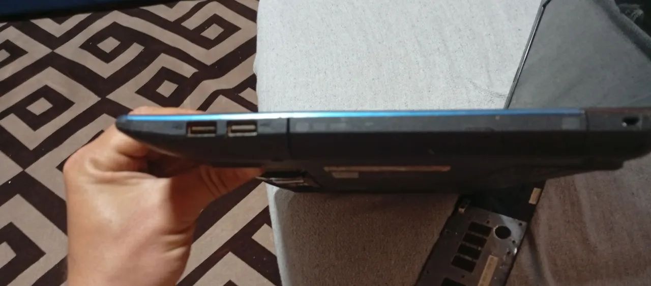 Carcaça de notebook Acer peças ou arrumar capão redondo zsul  - Foto 4