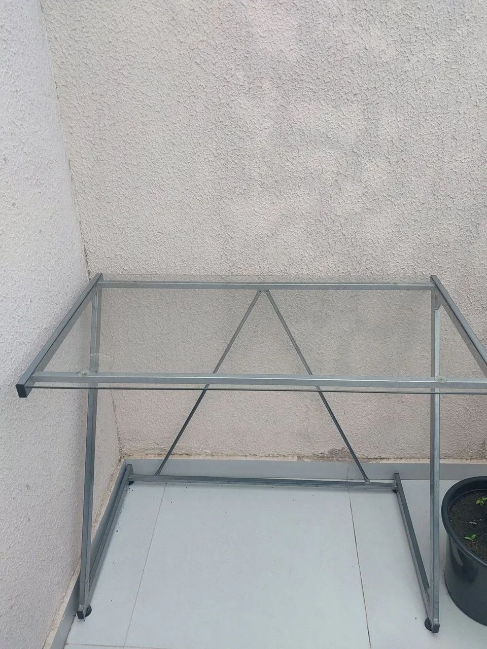 Vendo mesa tampo de vidro - Foto 2