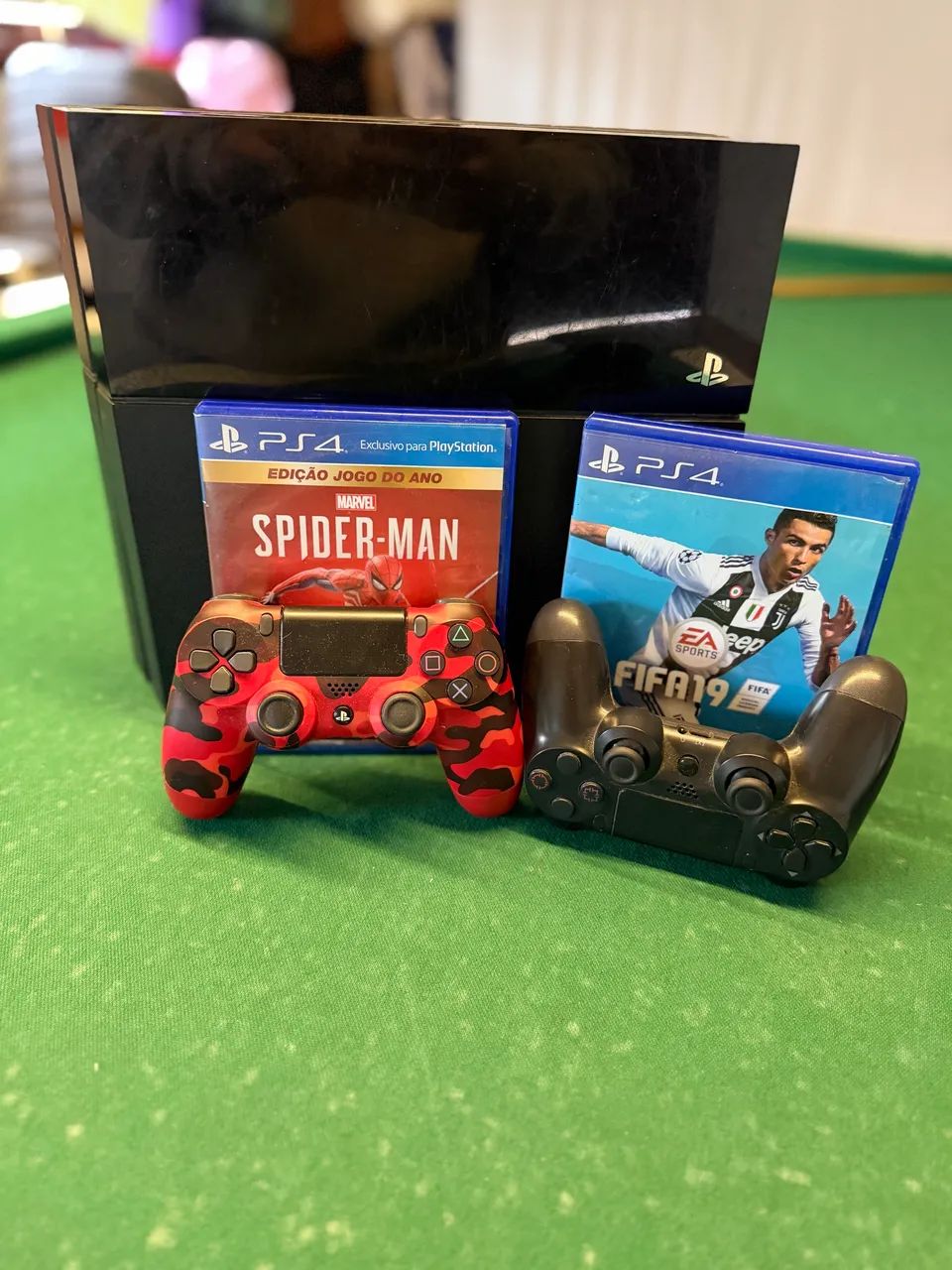 PS4 1 TB 2 Controles - Foto 2