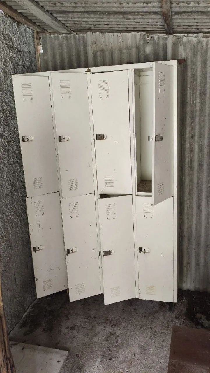 Vendo armário vestiário 