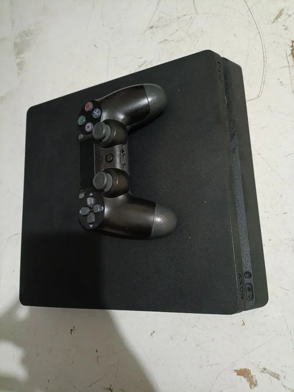 PS4 SLIM 1TB - Foto 3