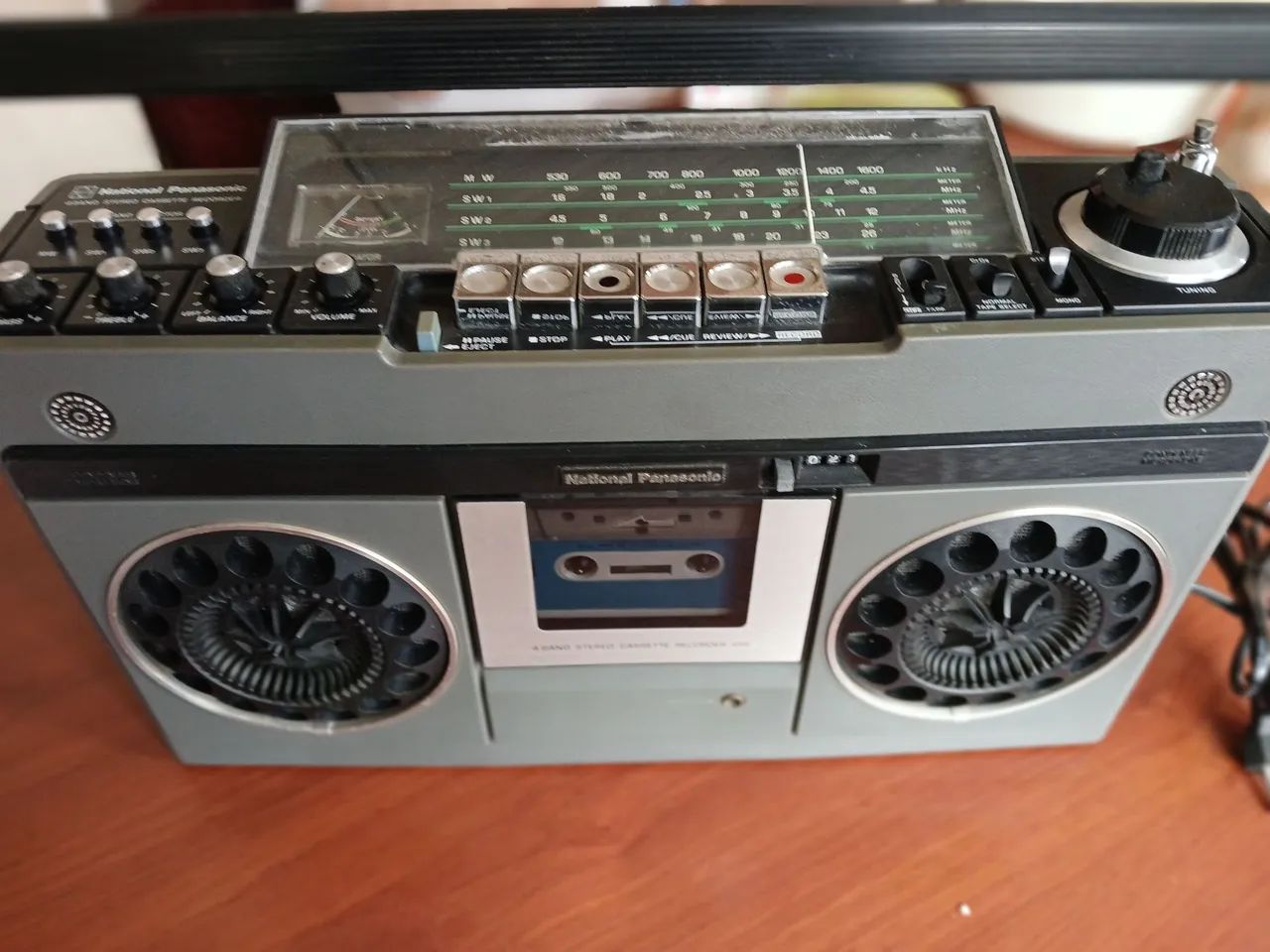 Rádio antigo National Panasonic 