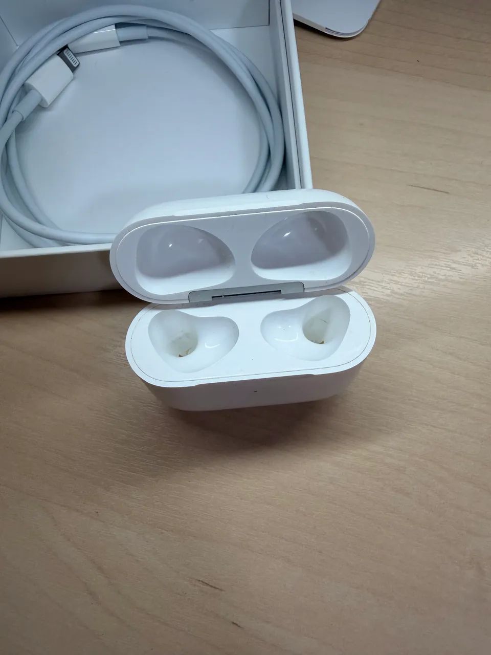 airpods apple 3rd geração original com capinha - Fones de Ouvido