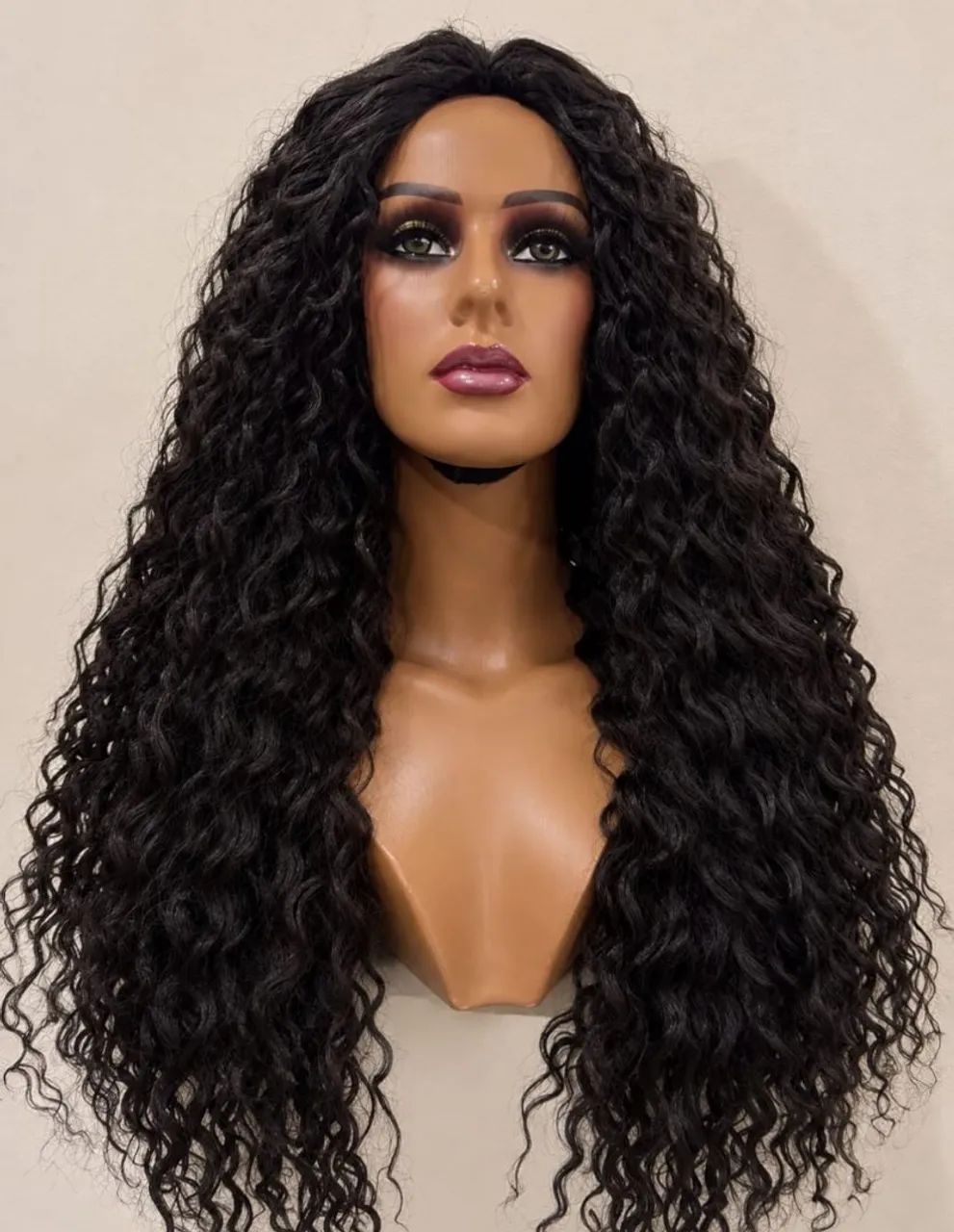 Lace Wig 60 cm cacheada