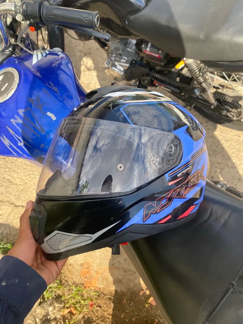 Capacete norisk spedd max 