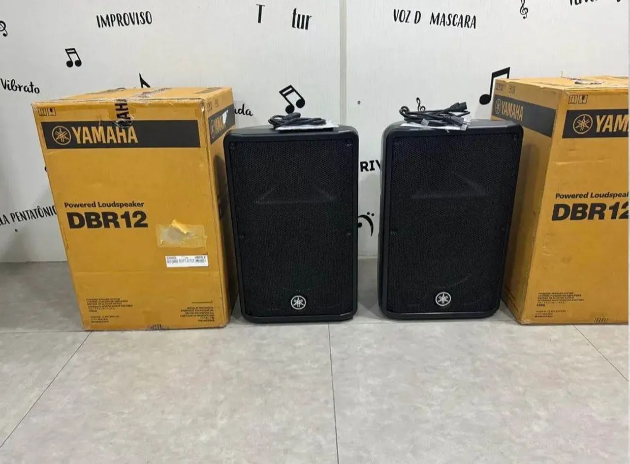 Vendo Par de Caixas Yamaha DBR12  - Foto 5