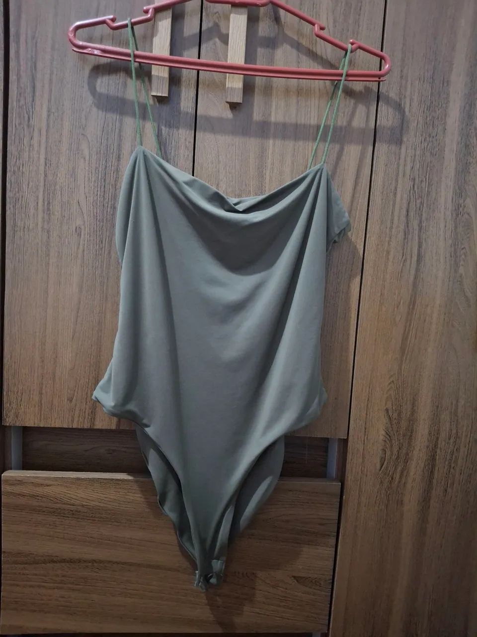 Body verde feminino 