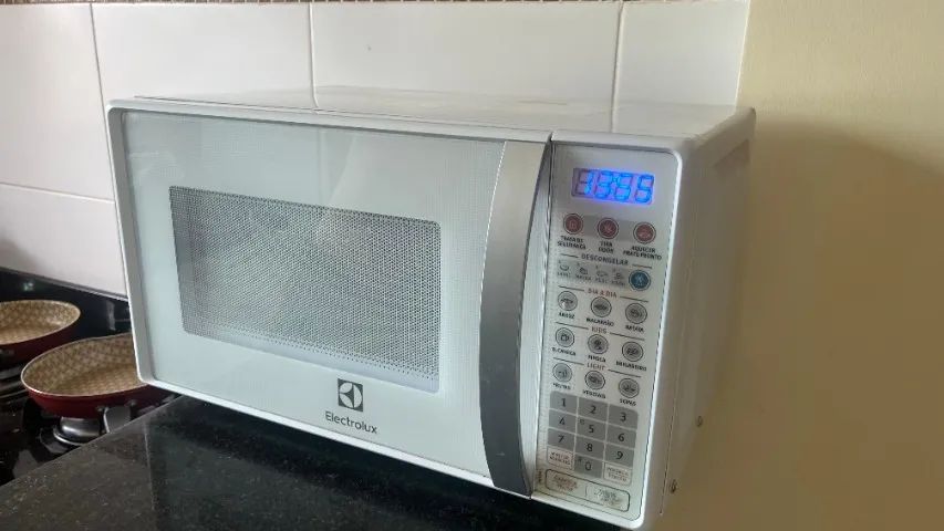 Microondas MT030 20L
