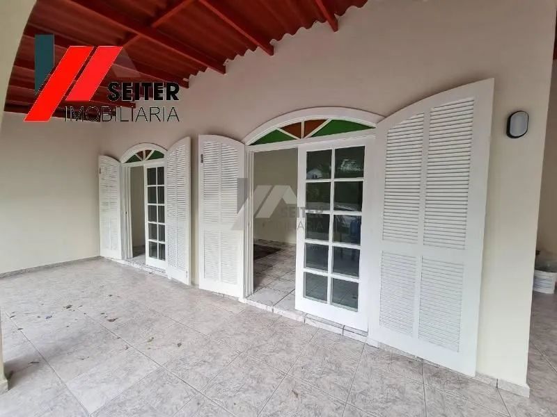 Casa 3 dormitorios para locação trindade - Foto 2