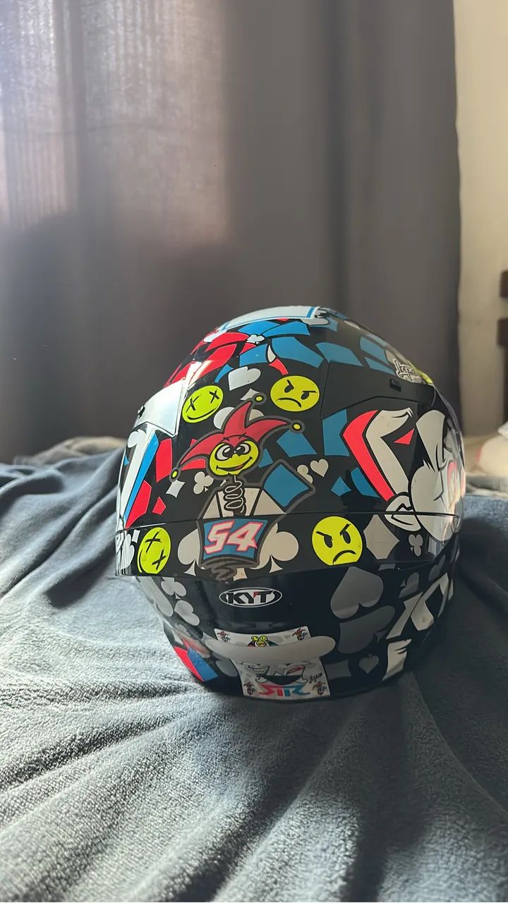 Capacete KYT