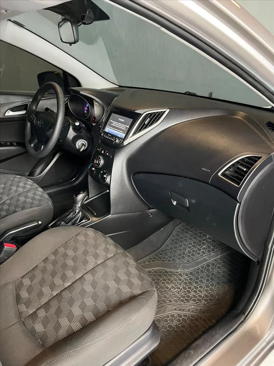 Hyundai HB20 C.style/c.plus 1.6 Flex 16V Aut. 2017 - Foto 5