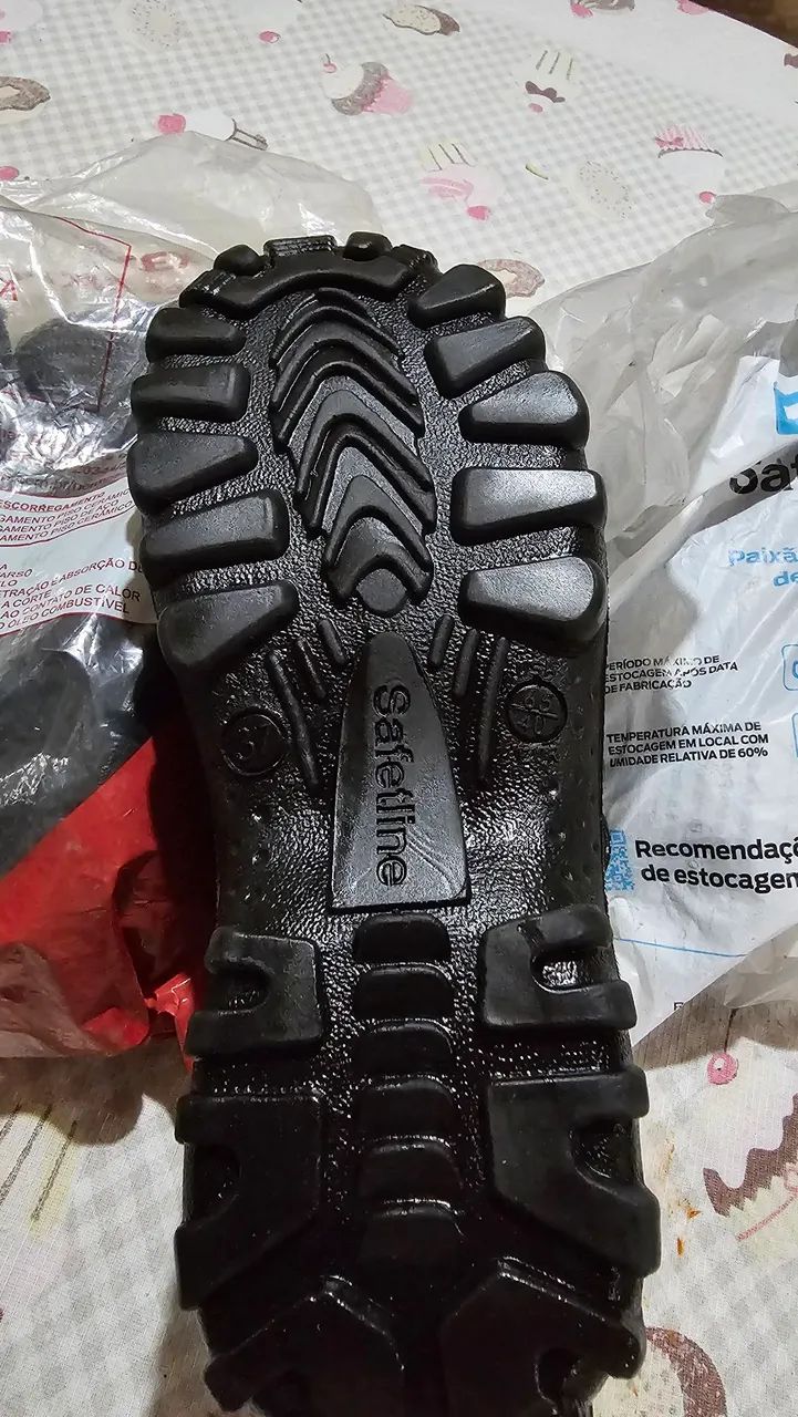 Bota de segurança Saftline nº 37  - Foto 5