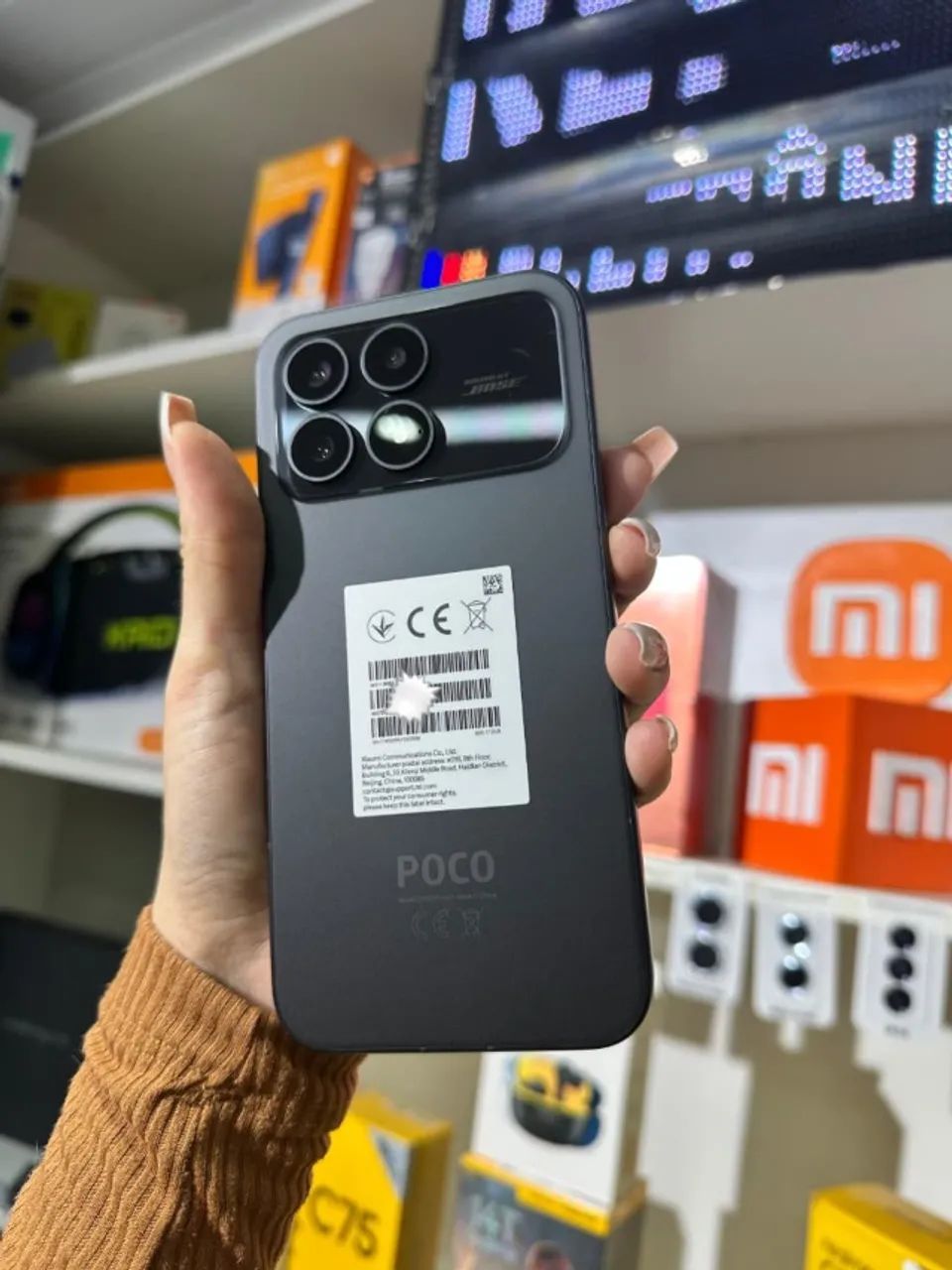 Poco F8 Pro - NOVO LACRADO  - Foto 3