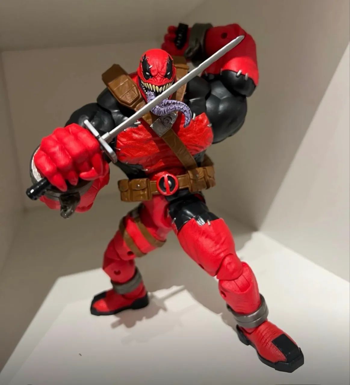 Venompool Marvel Legends 