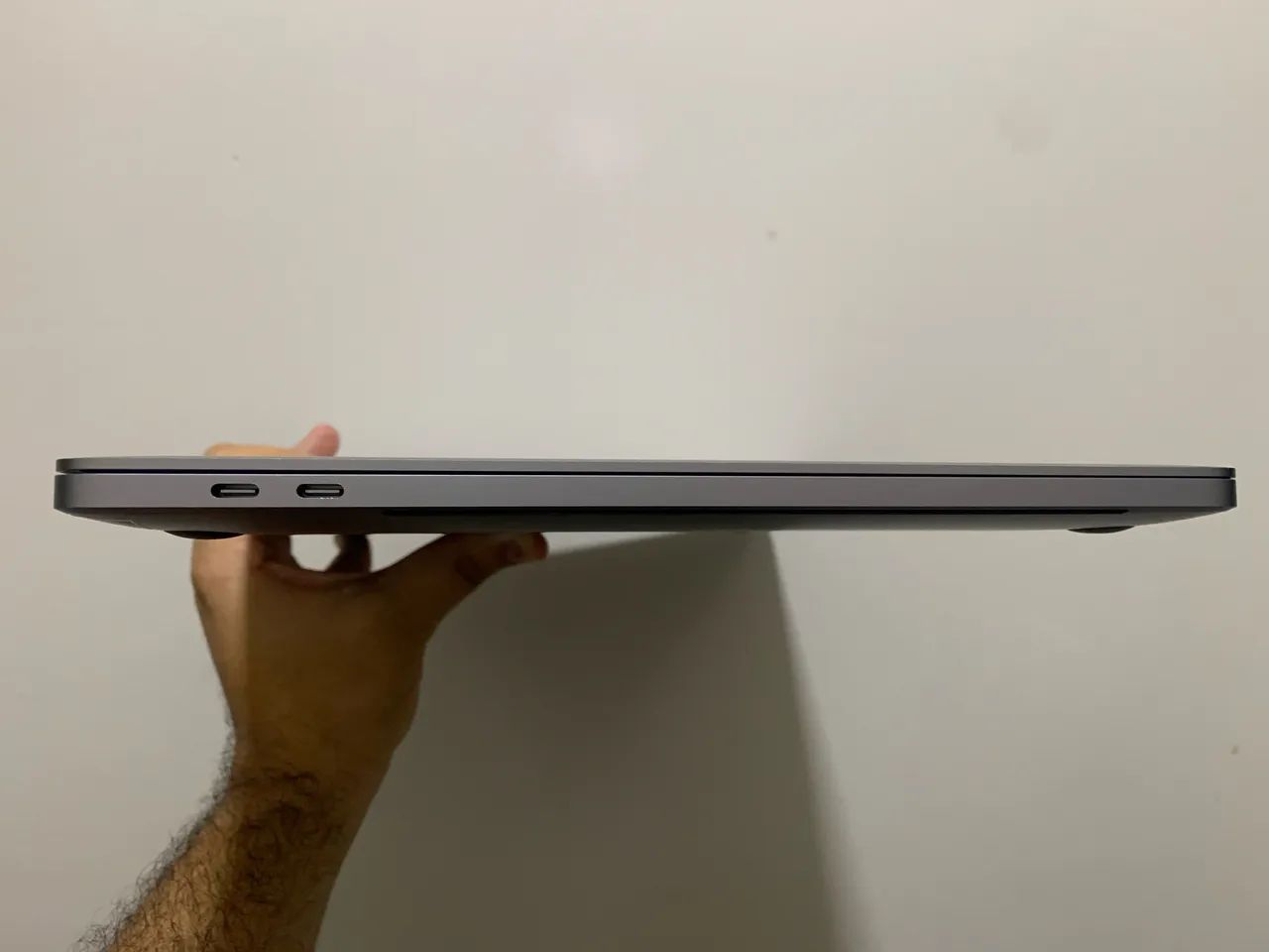 MacBook Pro 2019/ Intel i9/ 32GB RAM/ 1TB SSD/ 16 polegadas - Foto 4
