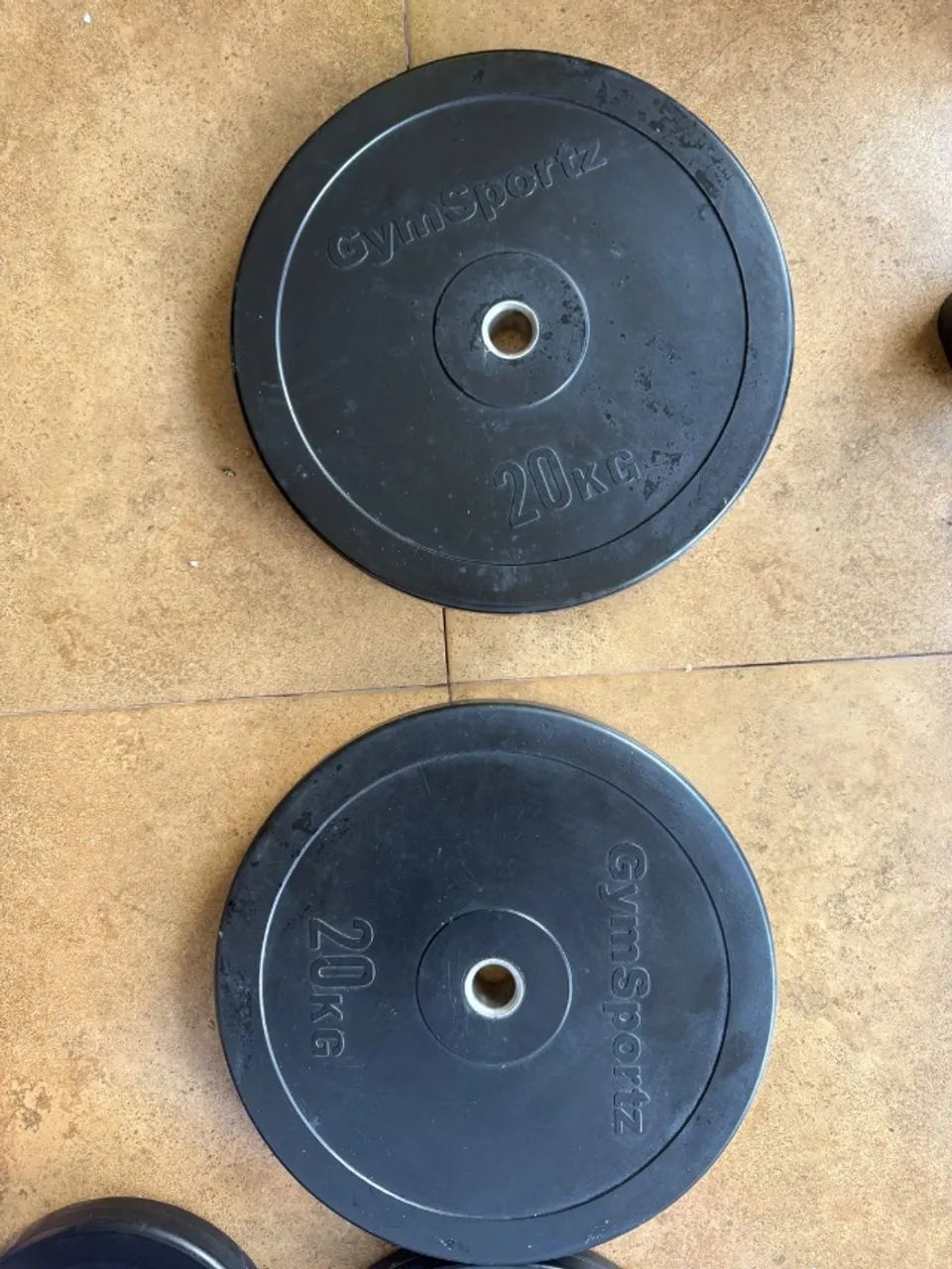 Anilhas conjunto  75kg com suporte 