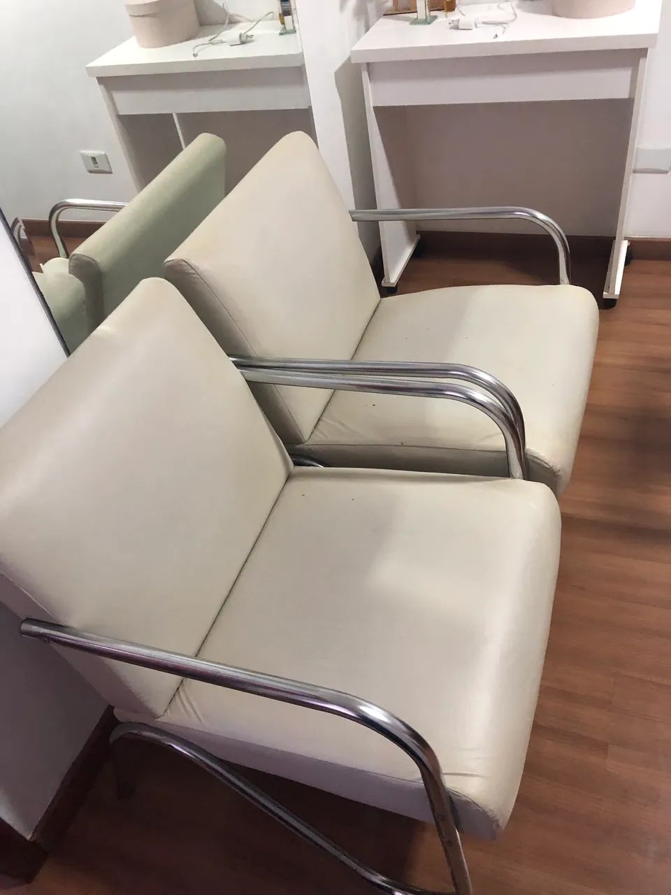 Poltronas brancas (par)65566183782915120