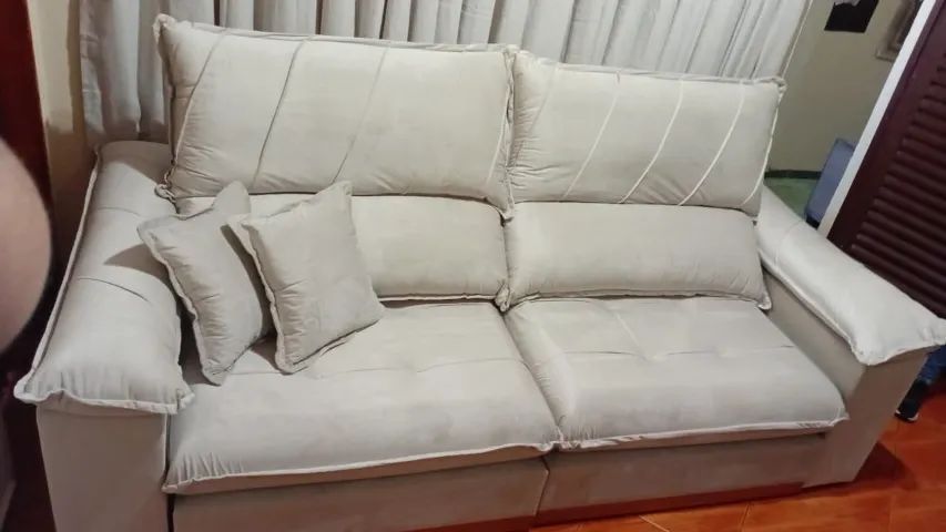 sofa RETRATIL E RELINAVEL NOVO PRONTA ENTREGA