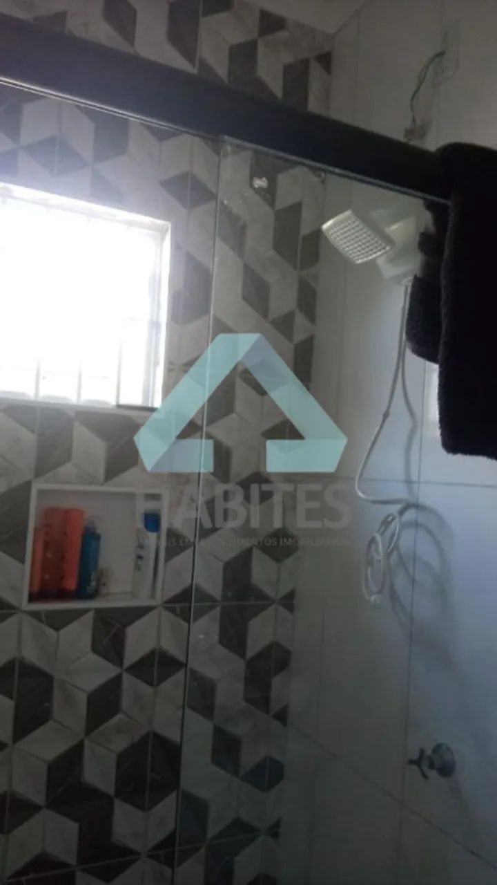 CASA COM 1 DORMITÓRIO, ÁREA COM CHURRASQUEIRA, 2 VAGAS DESCOBERTAS. - Foto 5