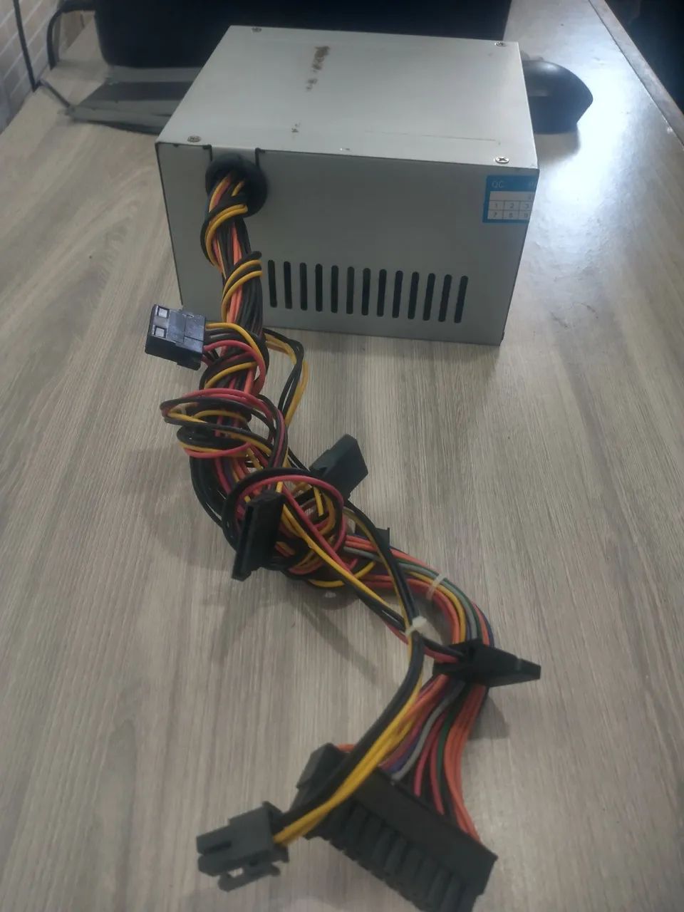 FONTE ATX HOOPSON 230W FUNCIONANDO PERFEITAMENTE  - Foto 2
