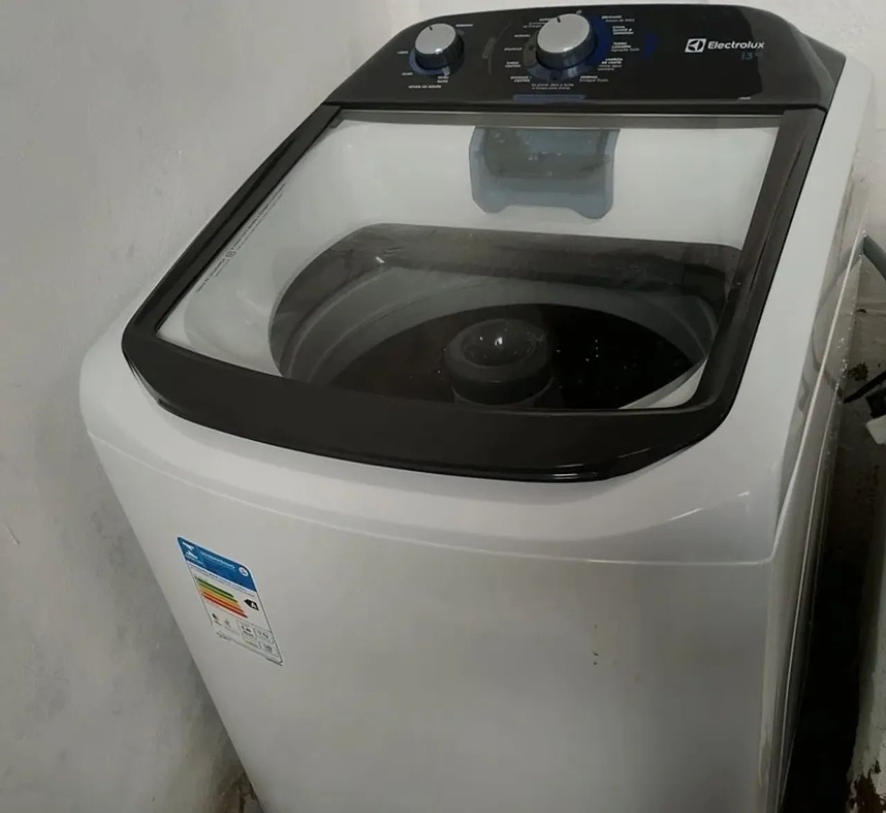 Máquina de lavar 13 kg semi nova 