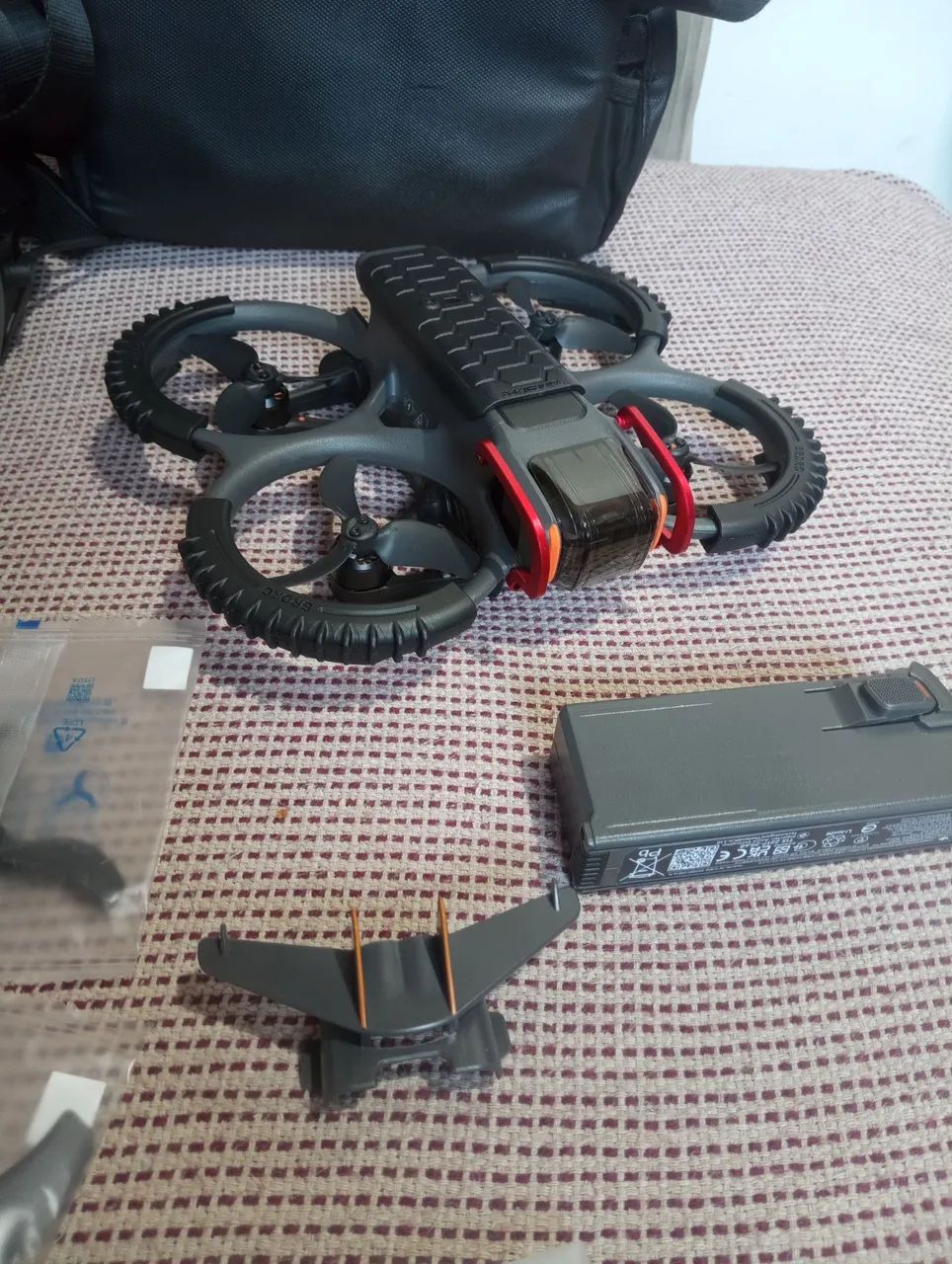 Dji Avata 2 Combo - Foto 4