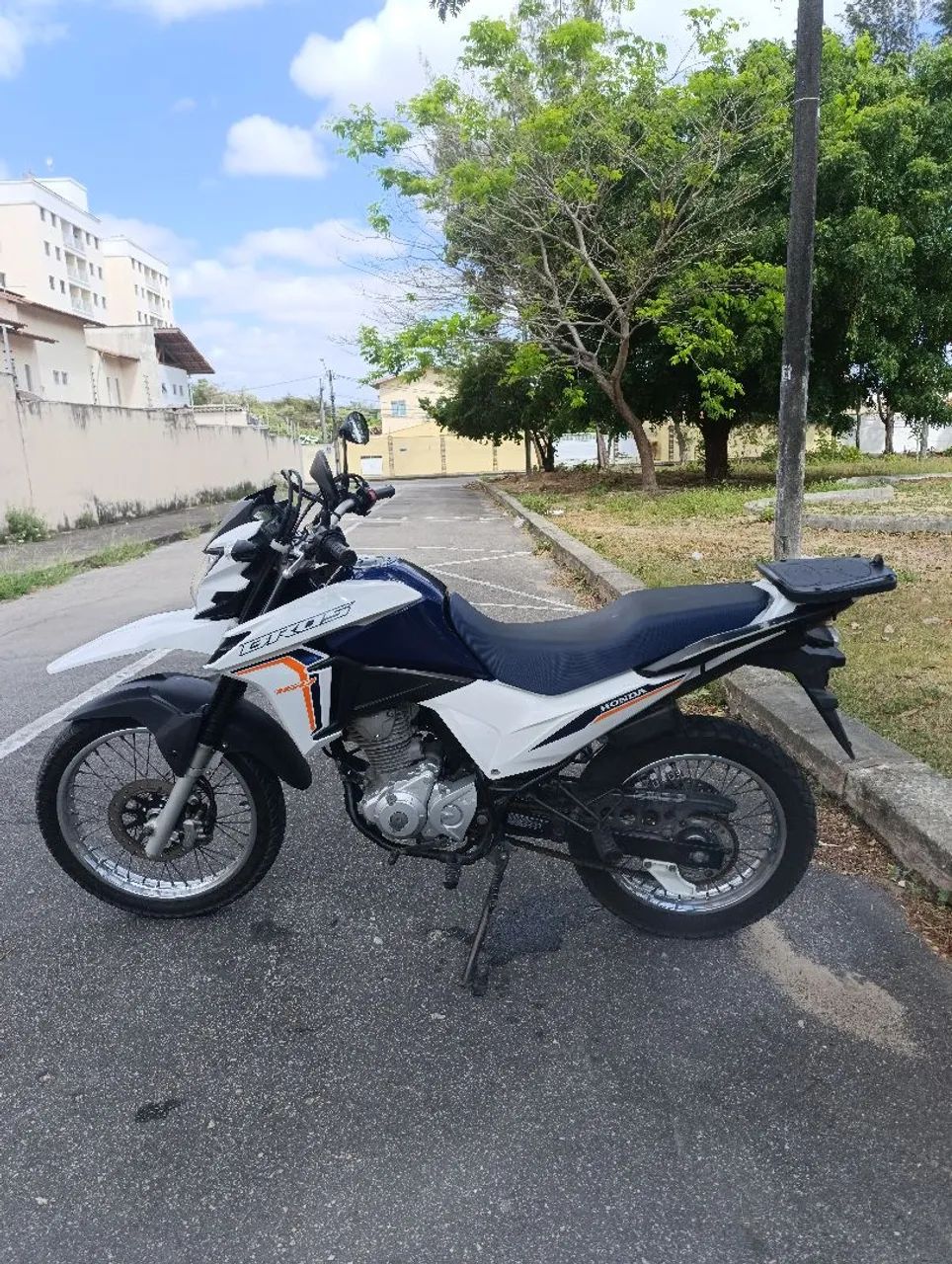 Bros ESDD 2023/2024 - Foto 4