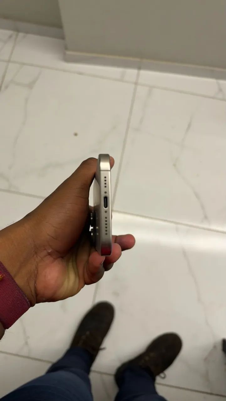 iPhone 15 pro max de 256 gigas 