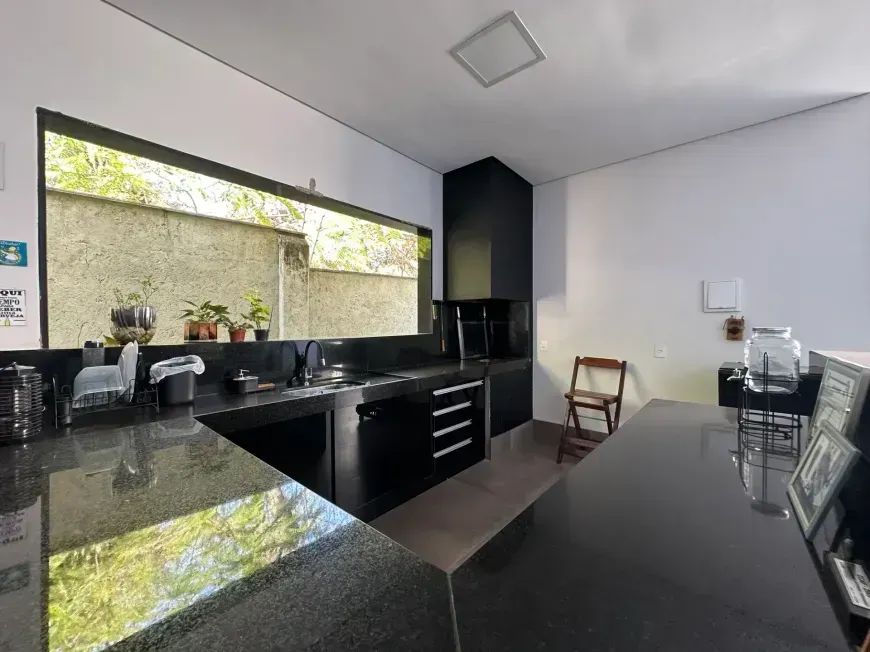 Casa de Condomínio com 3 Quartos à venda, 381m² - Garças - Foto 2